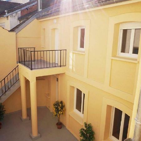 Cosy Et Calme F2 En Plein Centre Ville Apartment วิชี ภายนอก รูปภาพ