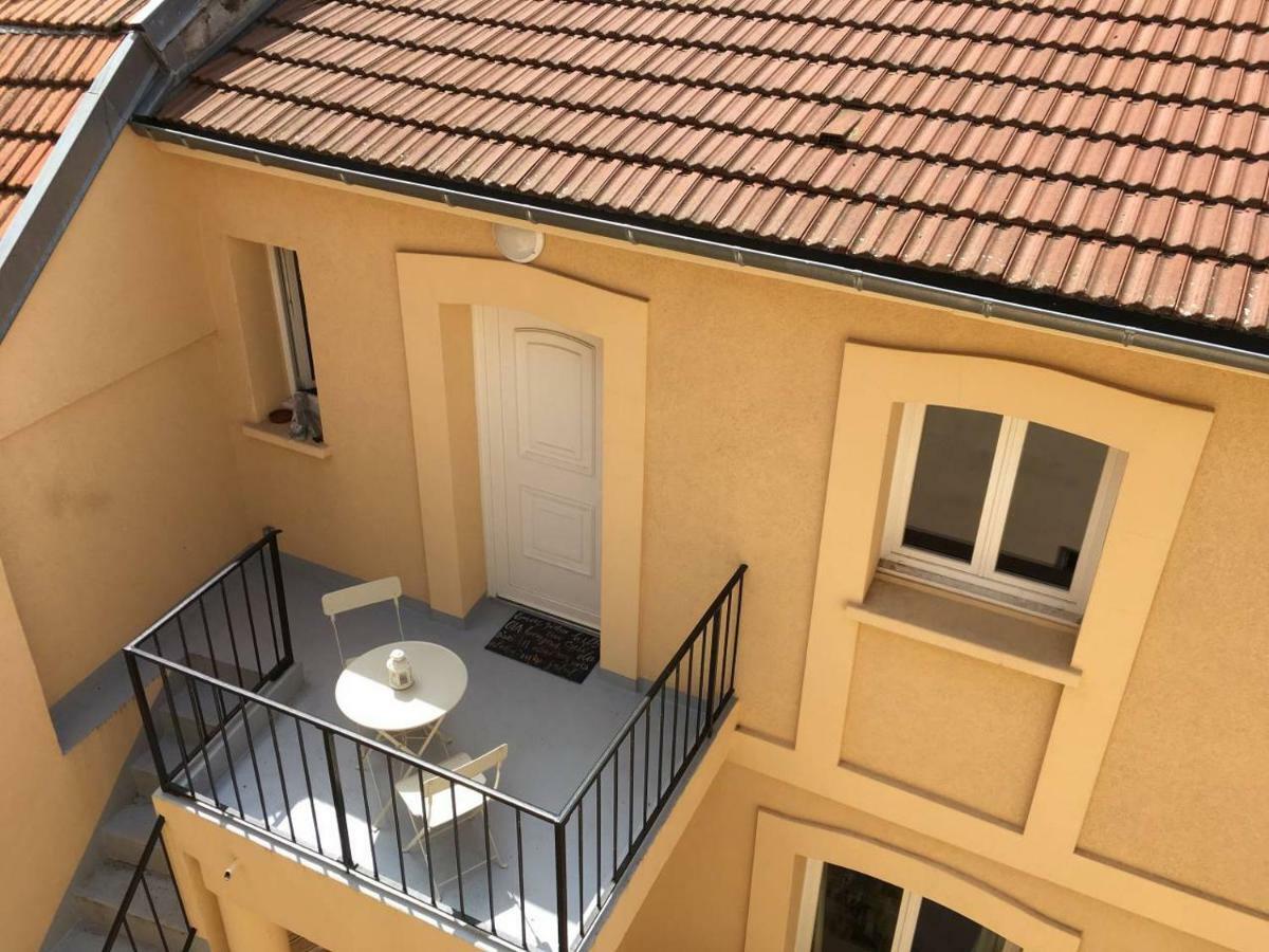 Cosy Et Calme F2 En Plein Centre Ville Apartment วิชี ภายนอก รูปภาพ